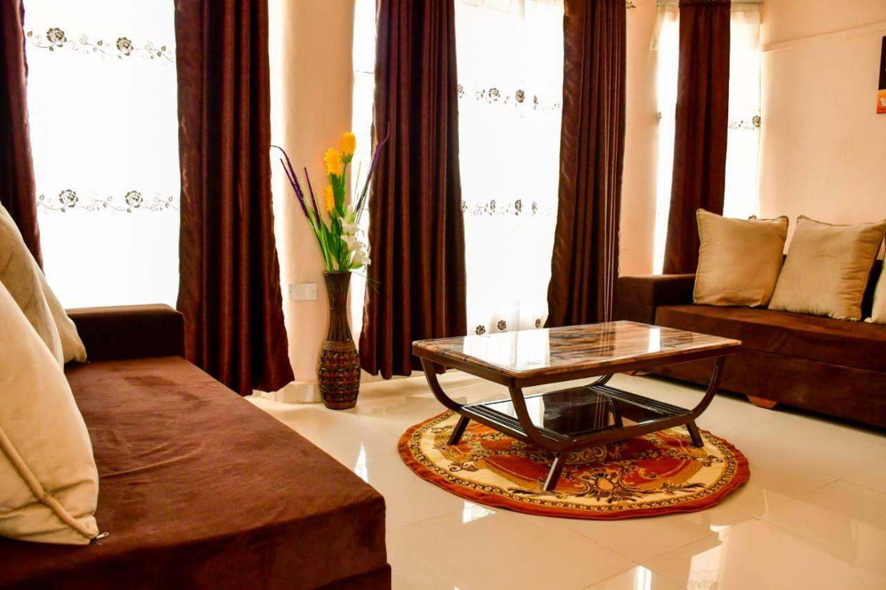 Faraja Guest Houses ไนวาชา ภายนอก รูปภาพ